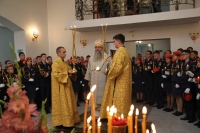 Митрополит Артемий совершил Божественную литургию в престольный праздник храма в честь святого благоверного князя Александра Невского